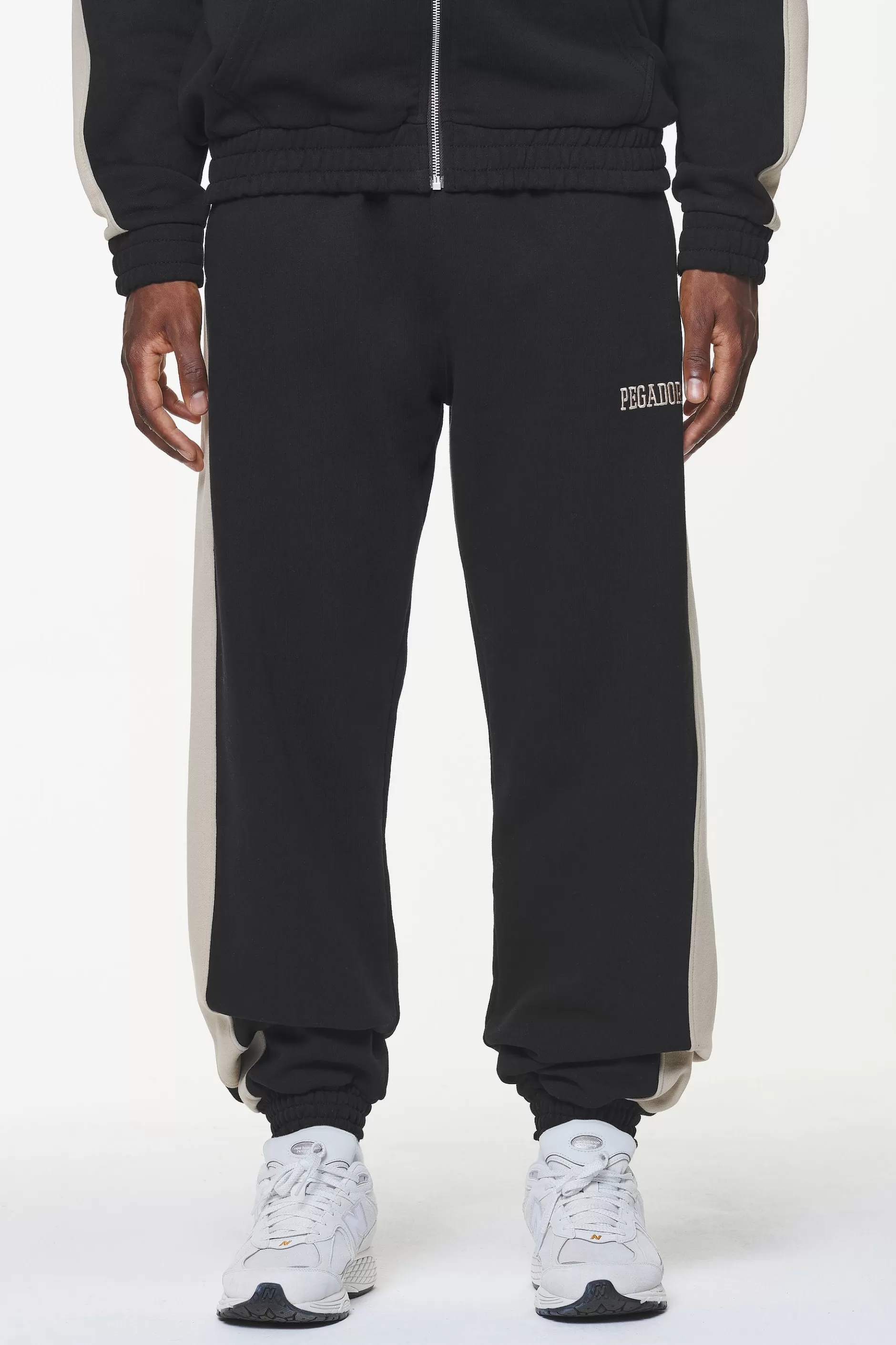 Shop Pegador Aytoun Heavy Sweat Pants Vintage Washed Onyx Black