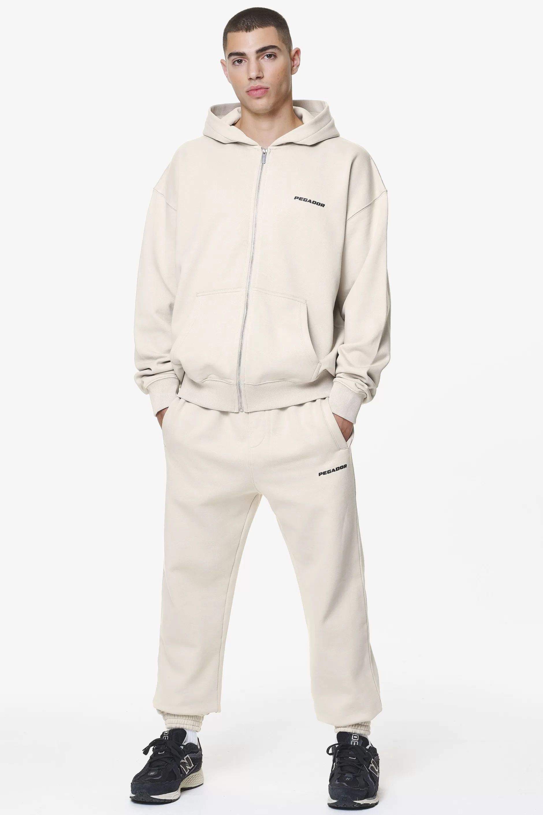 Store Pegador Colne Logo Oversized Sweat Jacket Washed Dust Cream