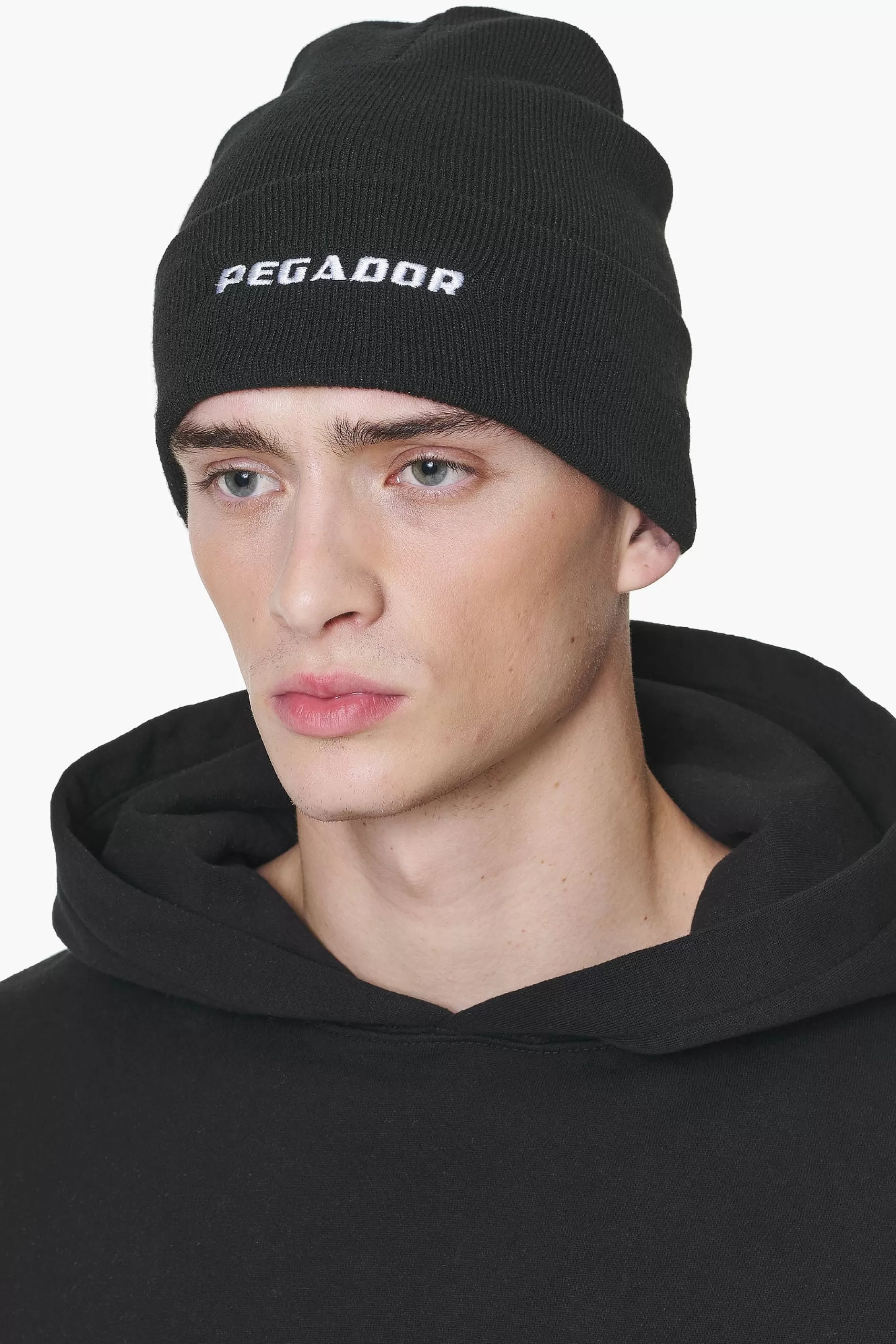 New Pegador Logo Beanie Black White