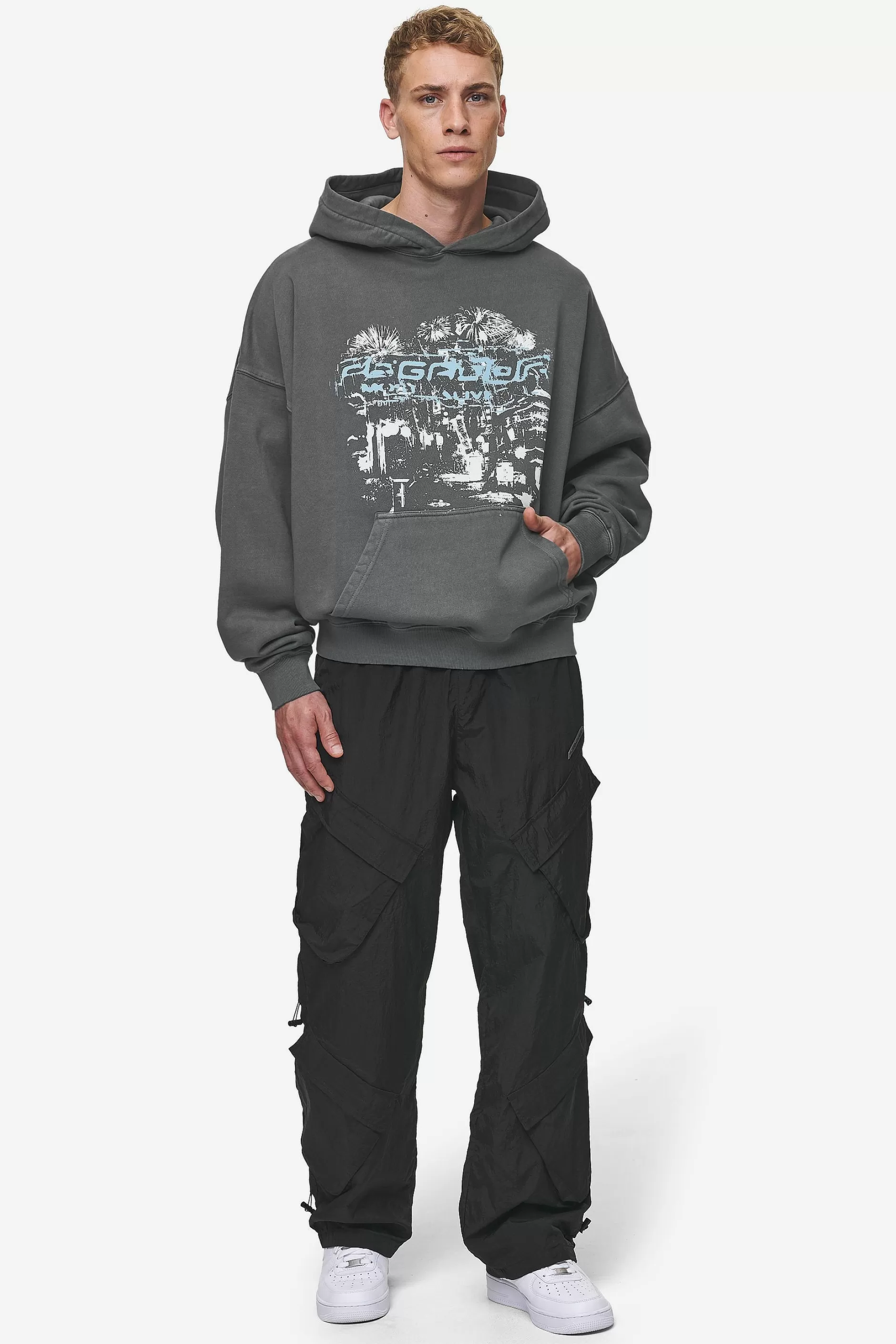 Shop Pegador Macon Boxy Hoodie Washed Anthracite