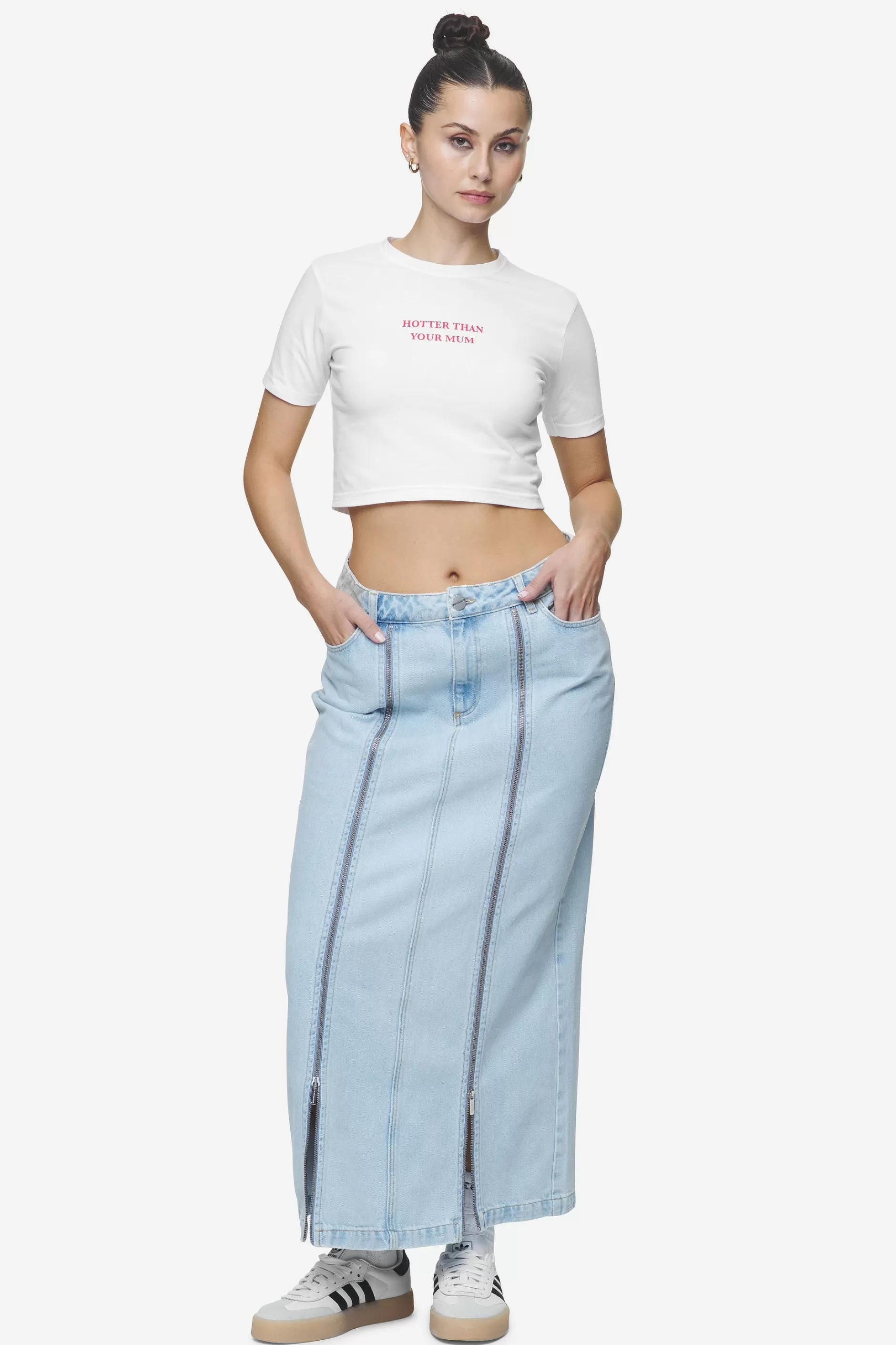 Store Pegador Reyna Cropped Baby Tee White