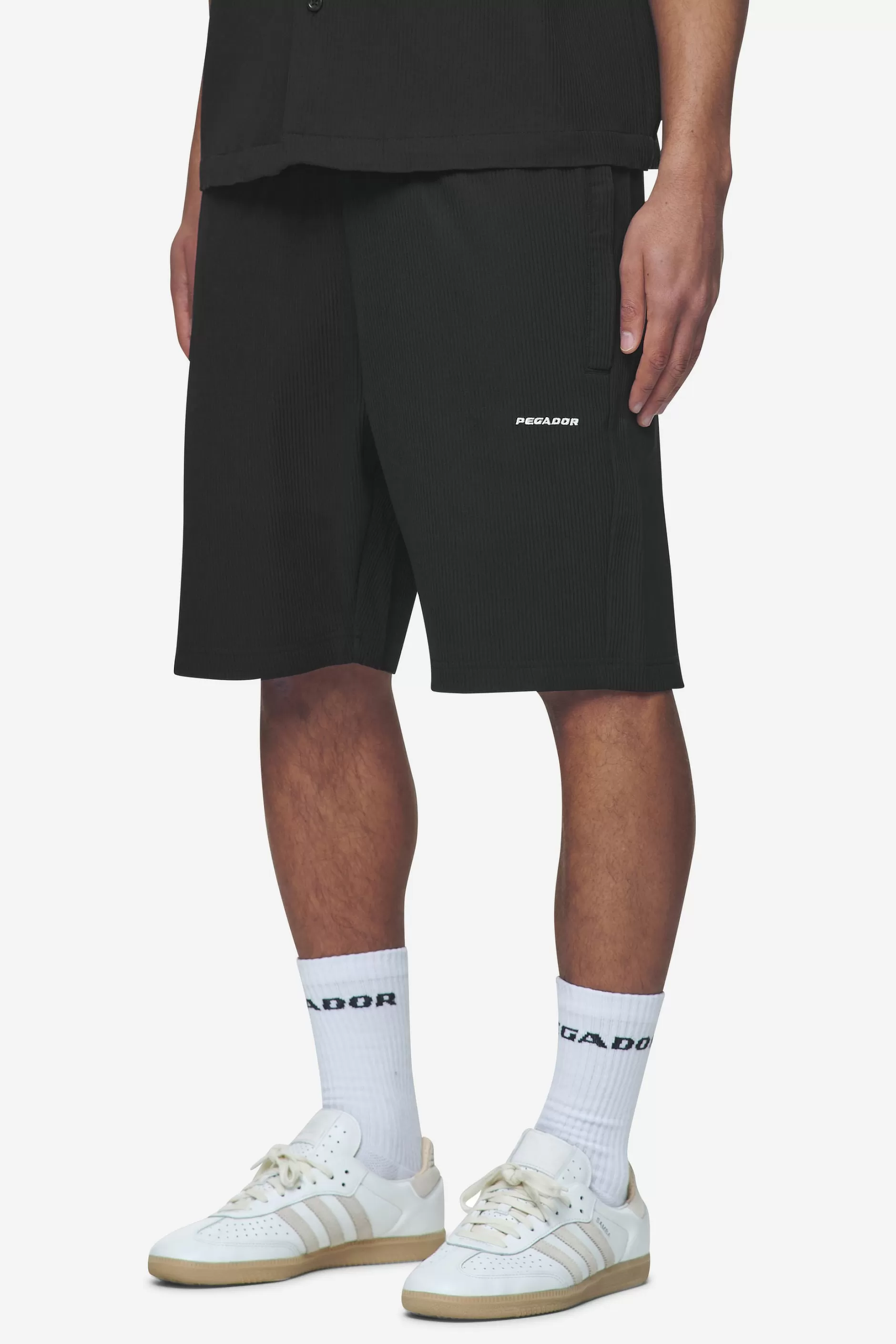 Sale Pegador Troy Plissee Shorts Black