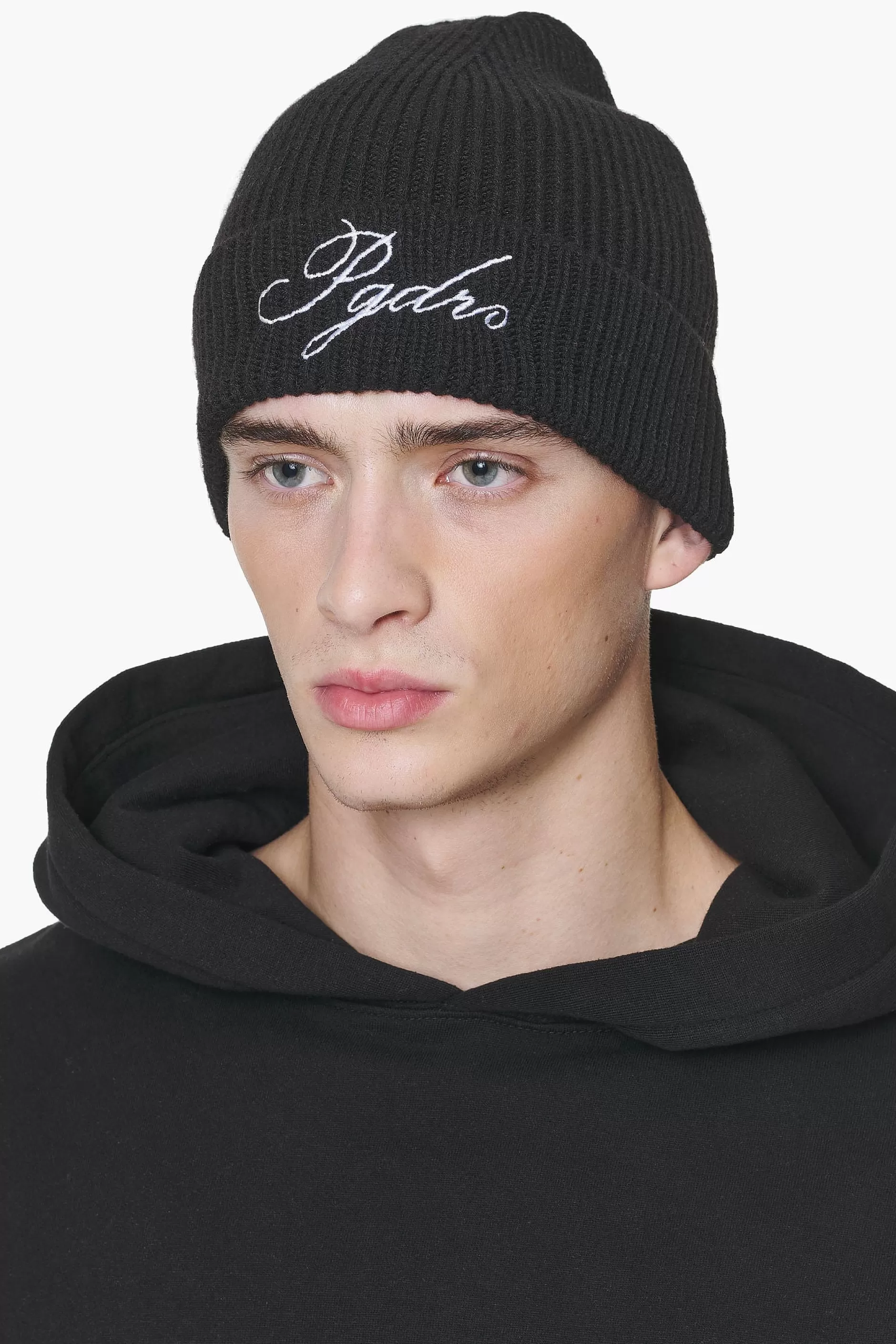 Outlet Pegador Zupra Beanie Onyx Black